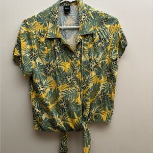 Disney Yellow and Green Leaf Pattern Shirt